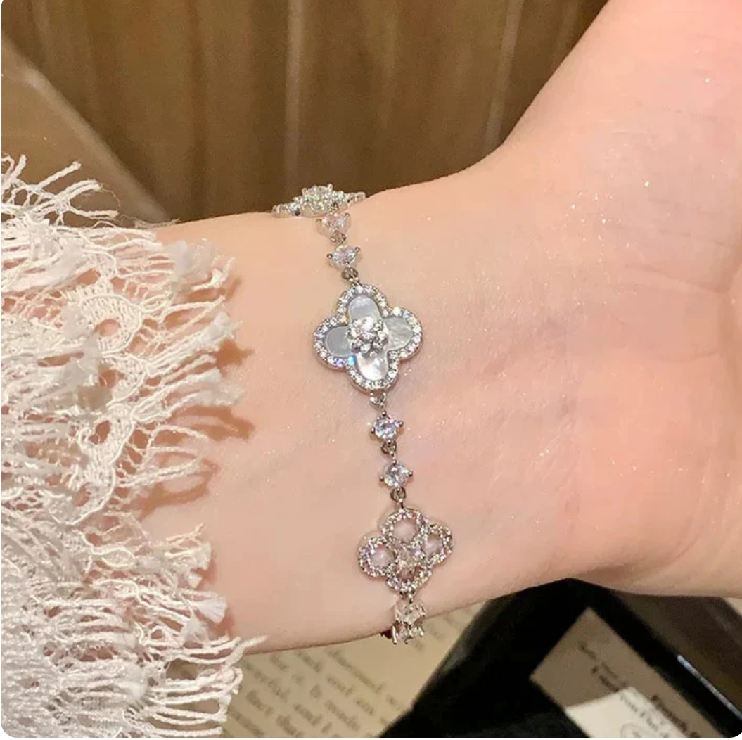 Everelle™ crystal Clover Bracelet